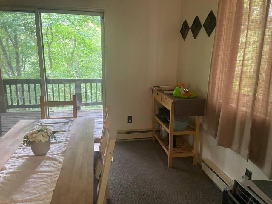 איסט סטרודסבורג Clubhouse Lakeview Chalet מראה חיצוני תמונה